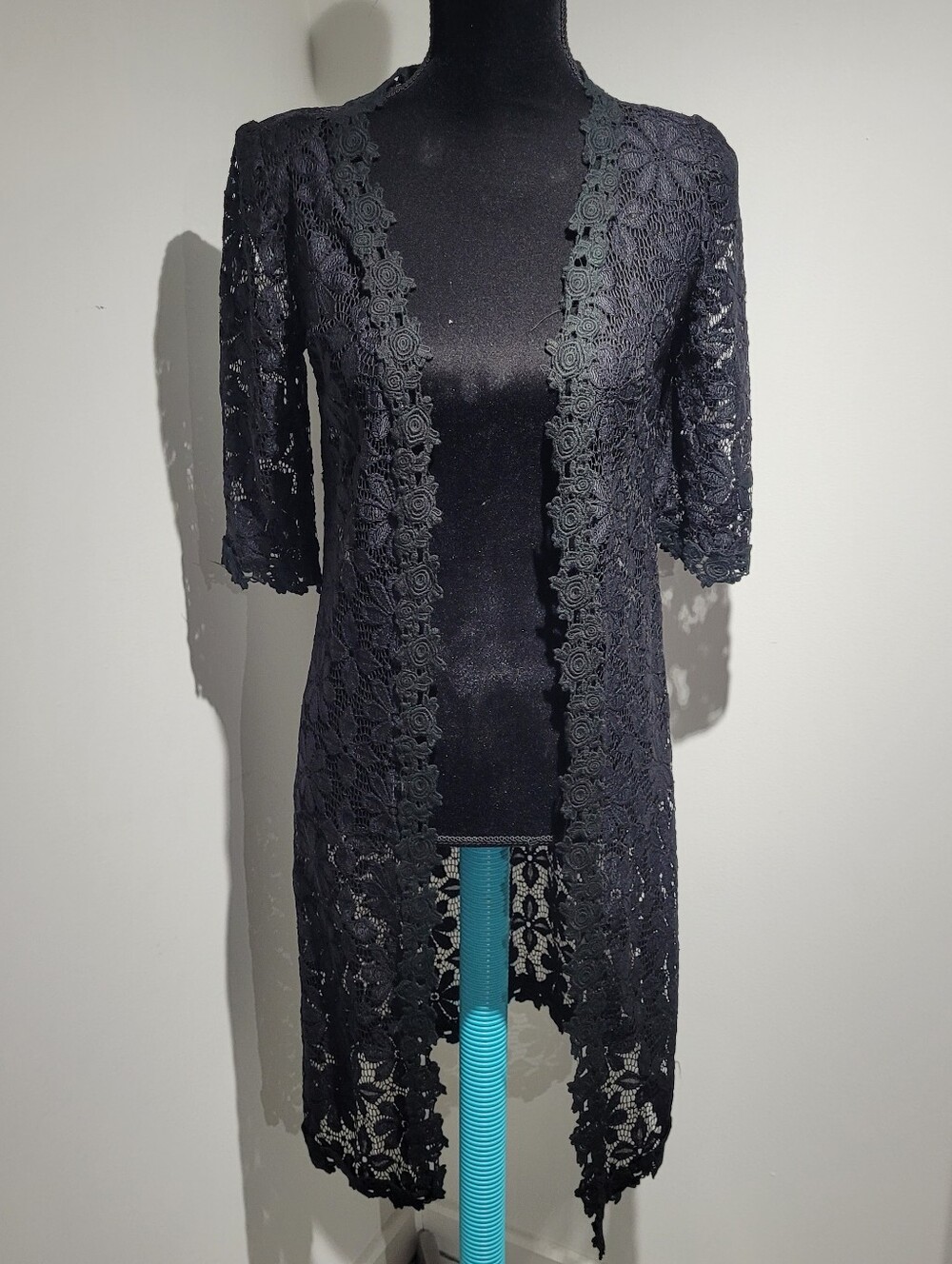 Yagefushi Women's Black Sheer Floral Lace Duster Cardigan Medium Festival NWT